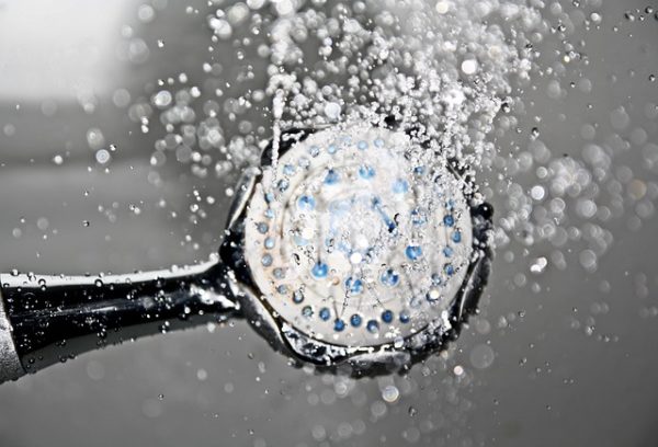 水道代節約のためのシャワー時間を短縮